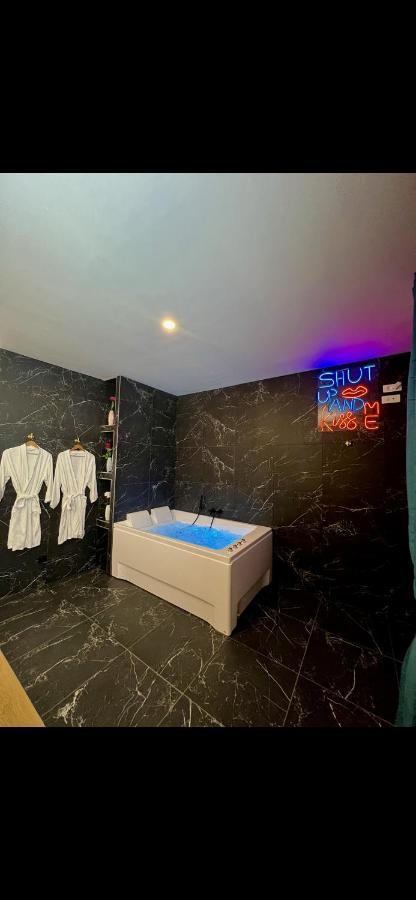 R.Suite Saint-Etienne  Extérieur photo